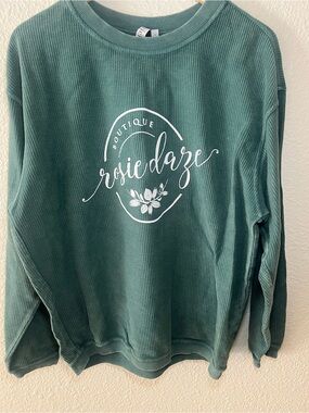Rosie Daze crewneck ribbed